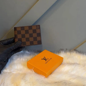 LOUIS VUITTON LUXURY LEATHER CARD HOLDER WALLET