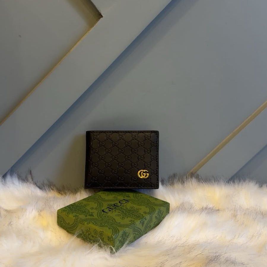 Elegant Textured Leather GG Bifold Wallet