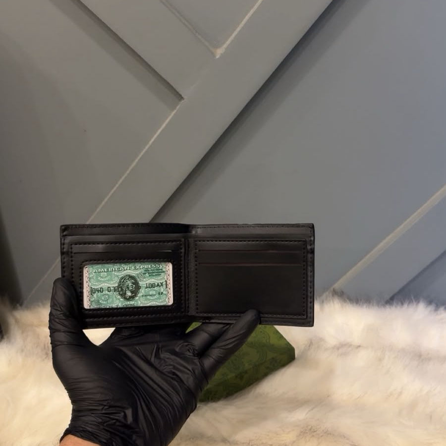 Elegant Textured Leather GG Bifold Wallet