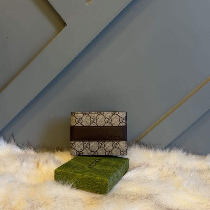 GUCCI TEXTURED LEATHER CARD HOLDER WALLET