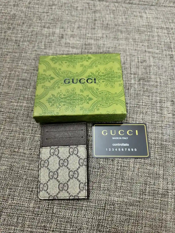 GG Supreme Canvas Card Holder Wallet - GUCCI